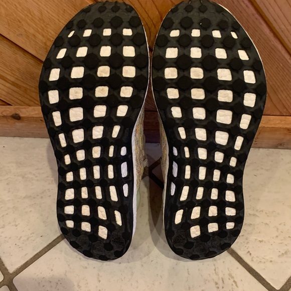 Adidas PureBoost ‘Silver Multicolor’ - Picture 6 of 6